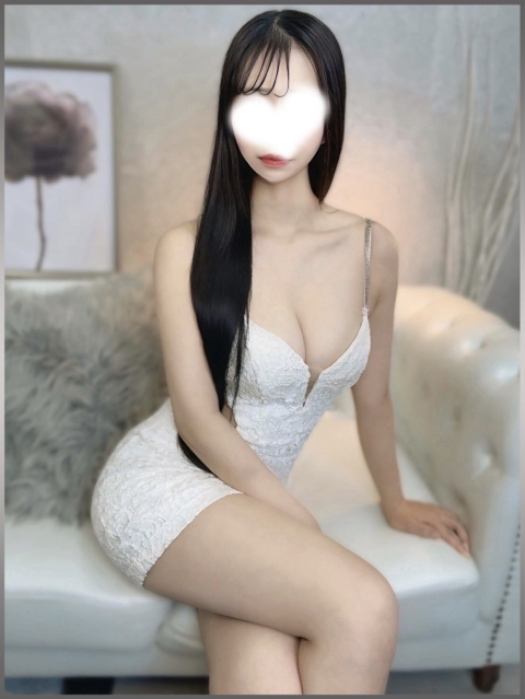 結城ひな